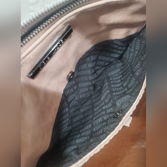 Steve Madden Blush Pink Faux Leather Suede Fringe Clutch Tablet Case Bag - Picture 7 of 7